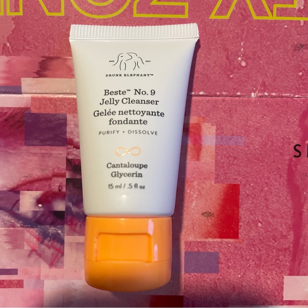 5 for $25! Drunk Elephant Beste No. 9 Jelly Cleanser